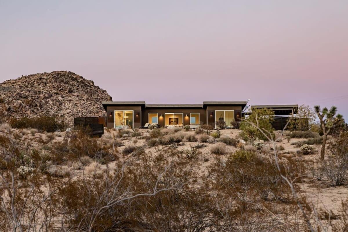 Shelter 2 L A Classic At Joshua Tree Park Entrance ภายนอก รูปภาพ