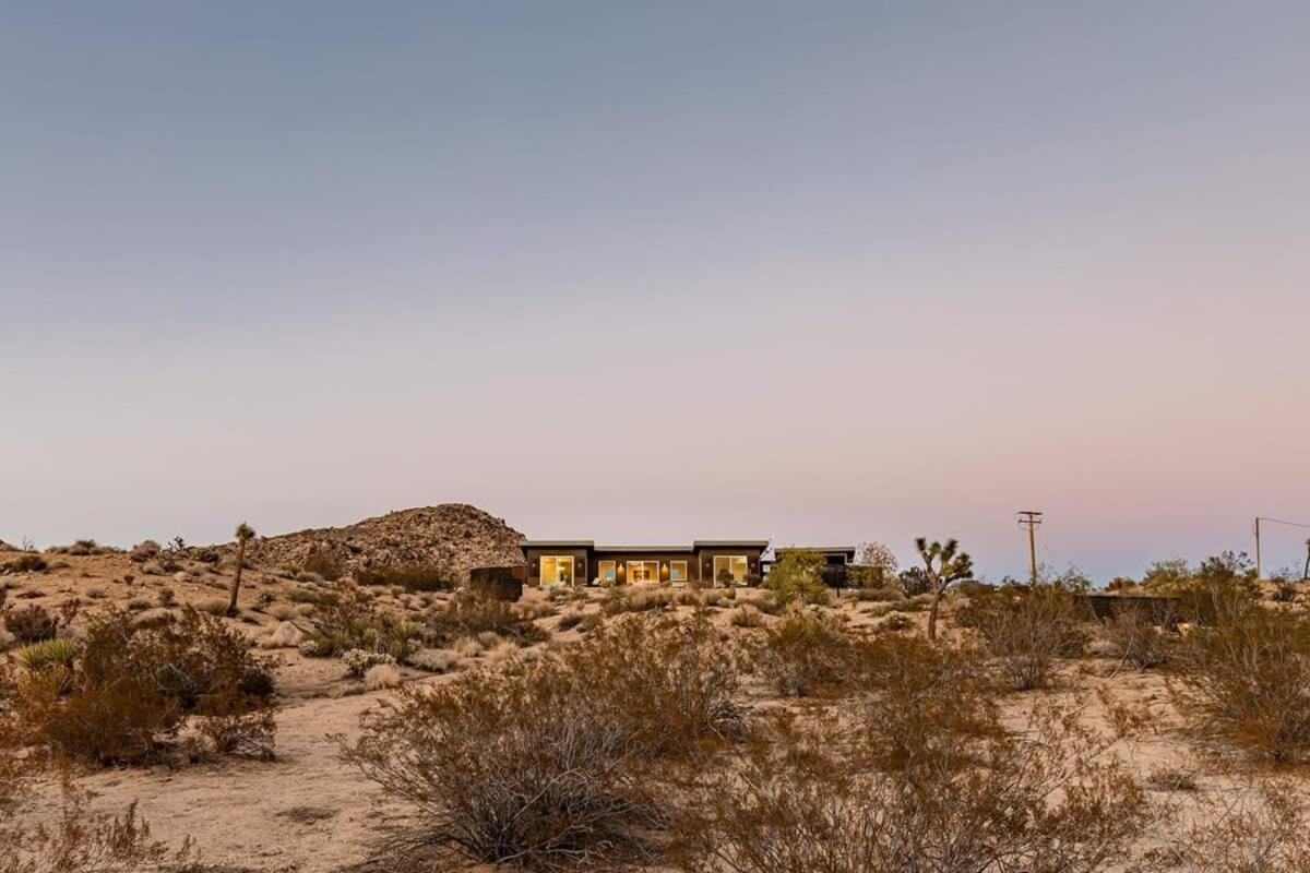 Shelter 2 L A Classic At Joshua Tree Park Entrance ภายนอก รูปภาพ
